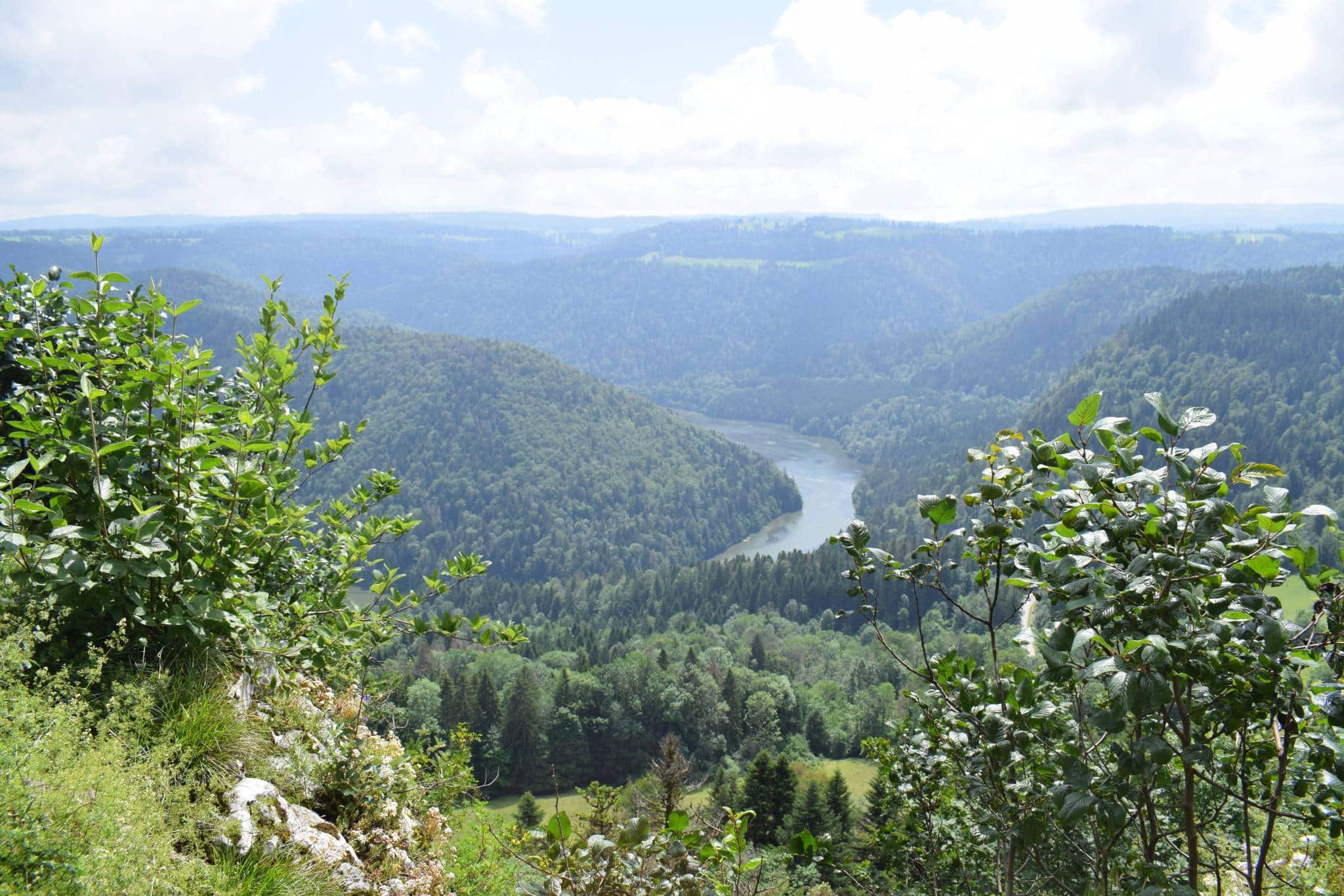 Vue sur la Vallée du Doubs franco-suisse