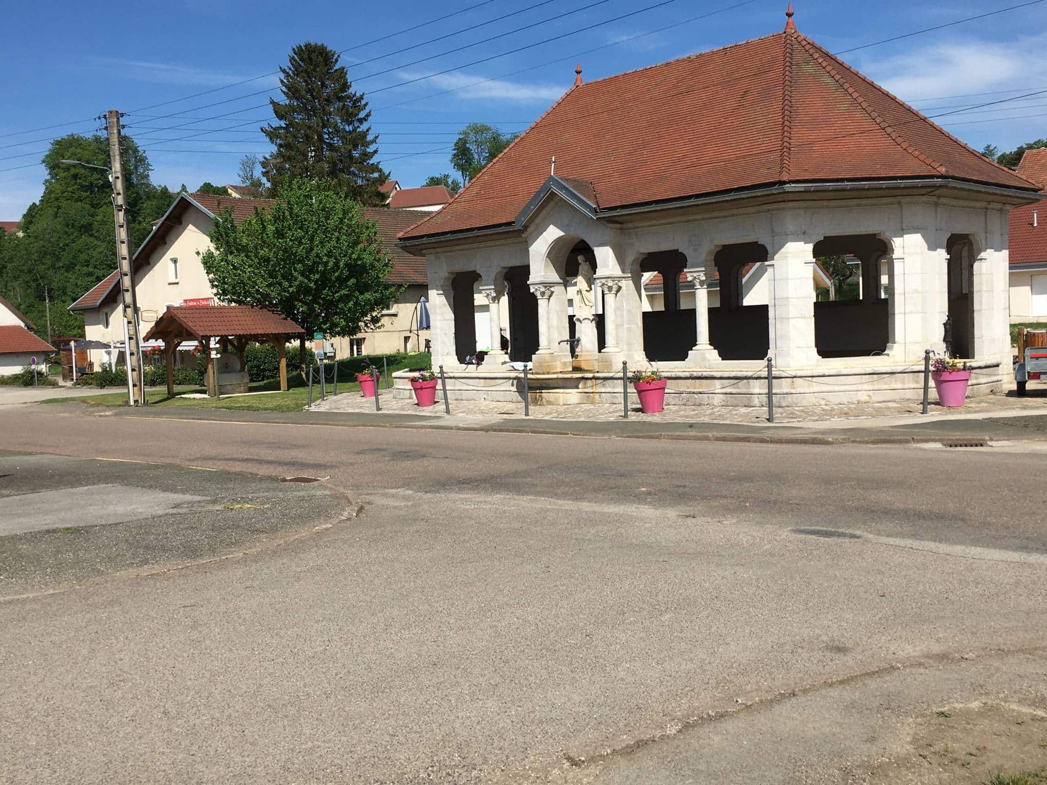 Le lavoir de Courtefontaine