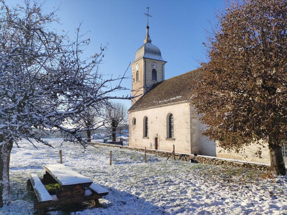 Eglise en hiver Les Bréseux