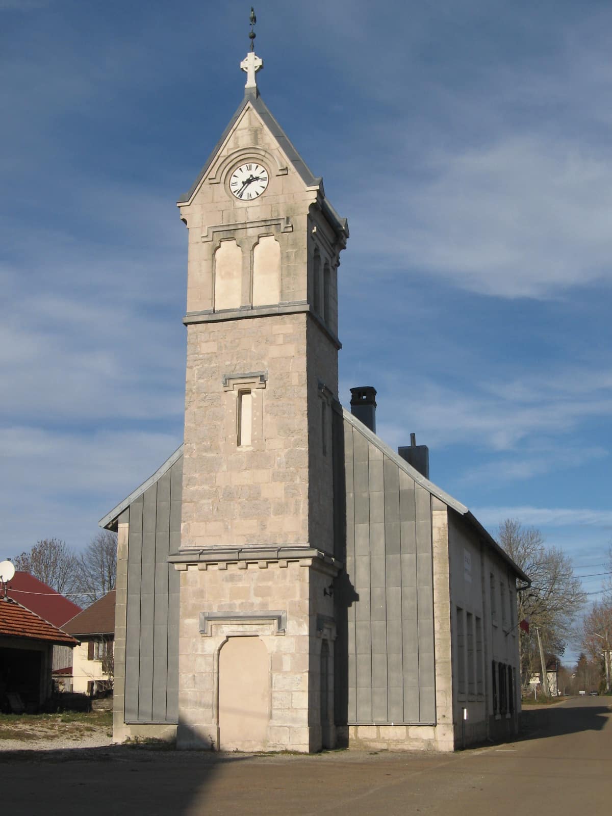 Clocher de la Bosse au cœur de la commune