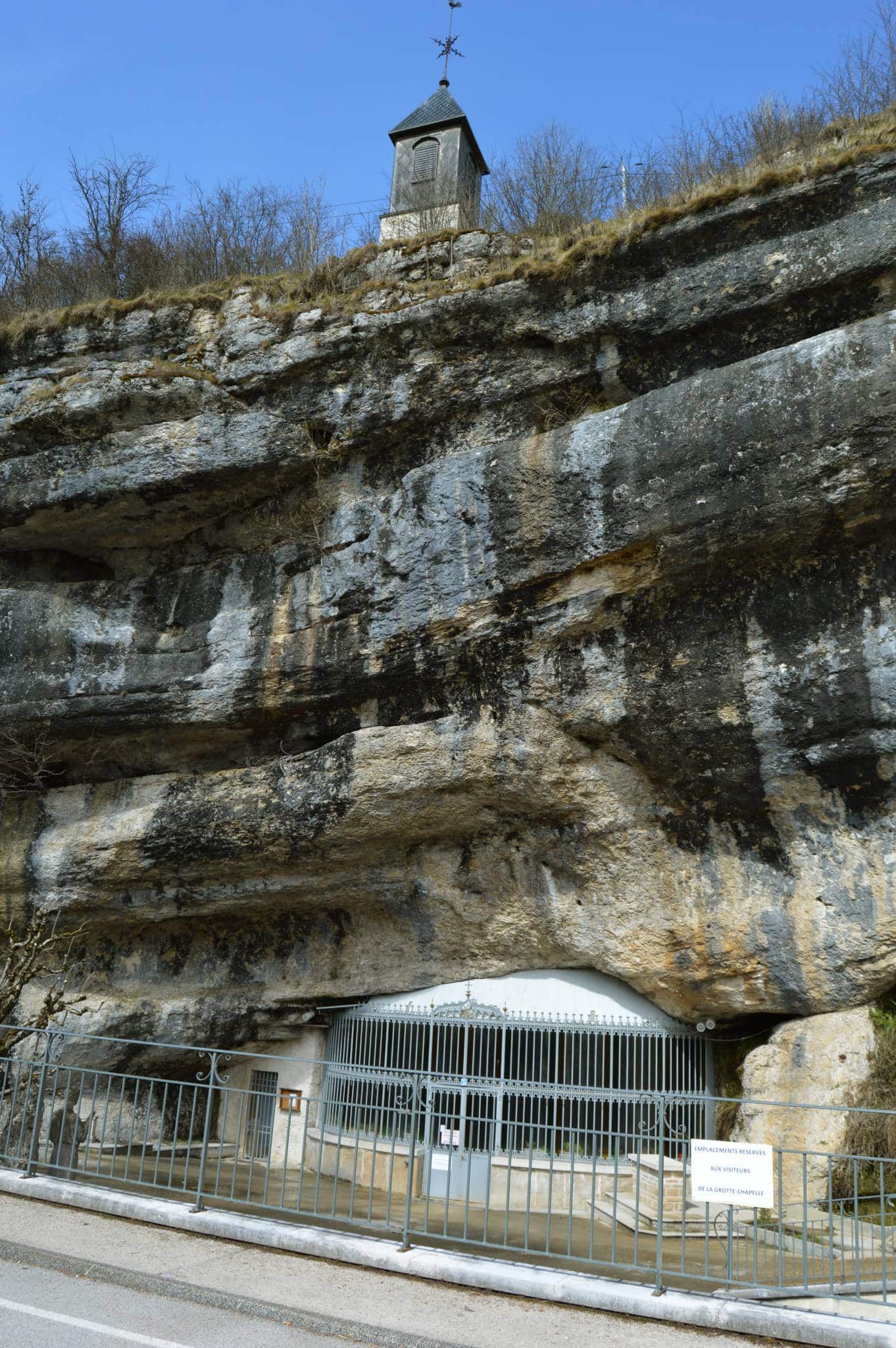 Grotte-Chapelle Notre-Dame de Remonot