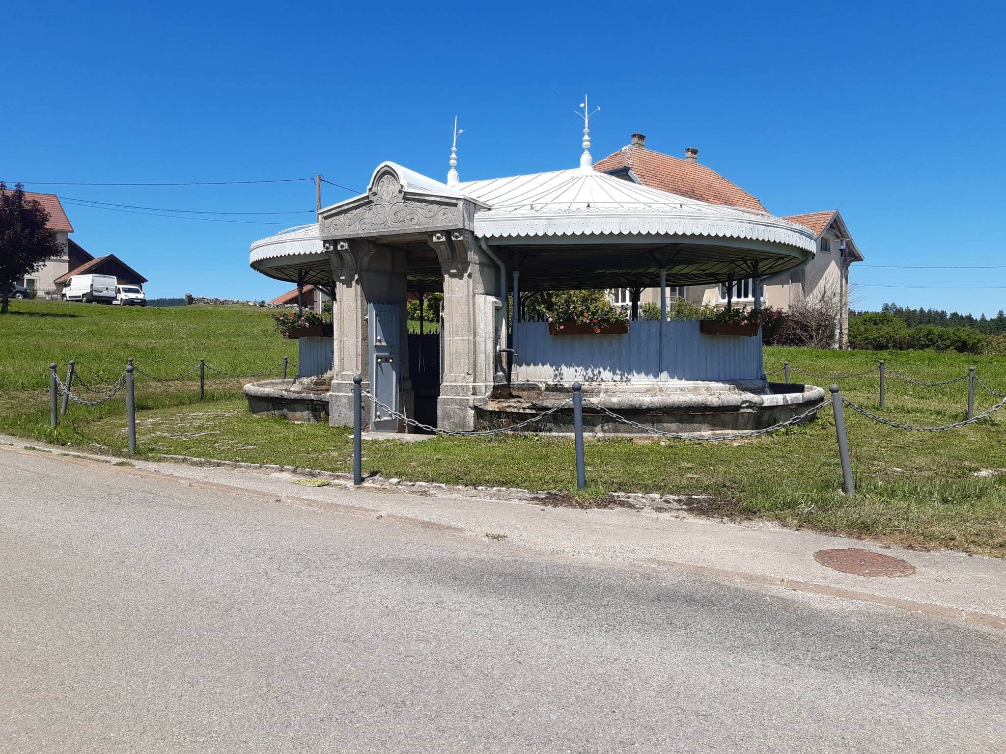 Lavoir fontaine du Narbief