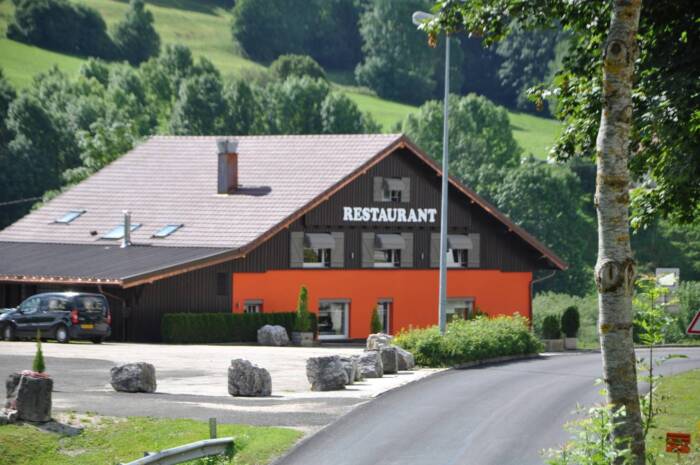 restaurant entreroches ok 2 - Parc Naturel Régional du Doubs Horloger