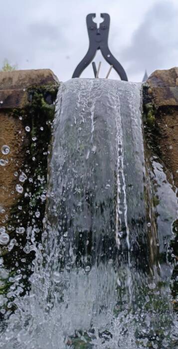 eau jaillissante fontaine 3 - Parc Naturel Régional du Doubs Horloger